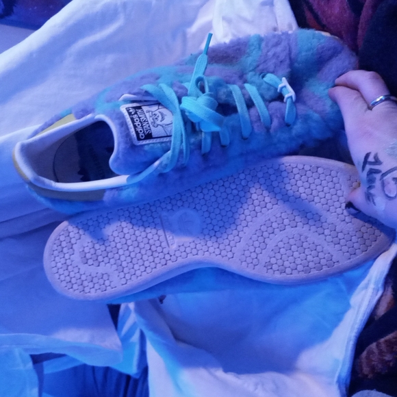 Stan Smith Adidas, size 10.5, monsters inc., only worn twice - Picture 3 of 3